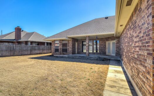 646 Crescent Circle
